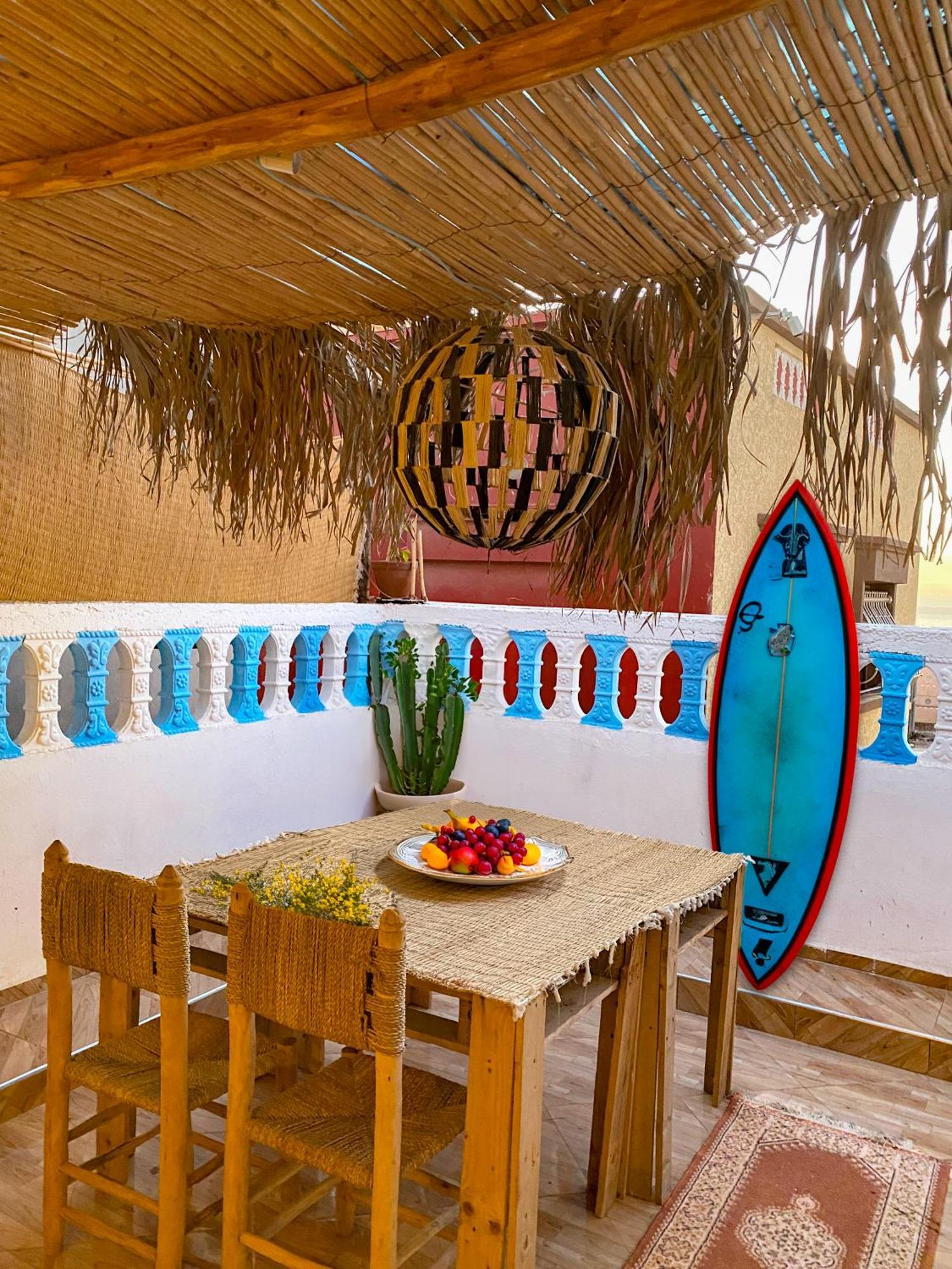 Bright Wave Surfhouse Hostel Tamraght ภายนอก รูปภาพ