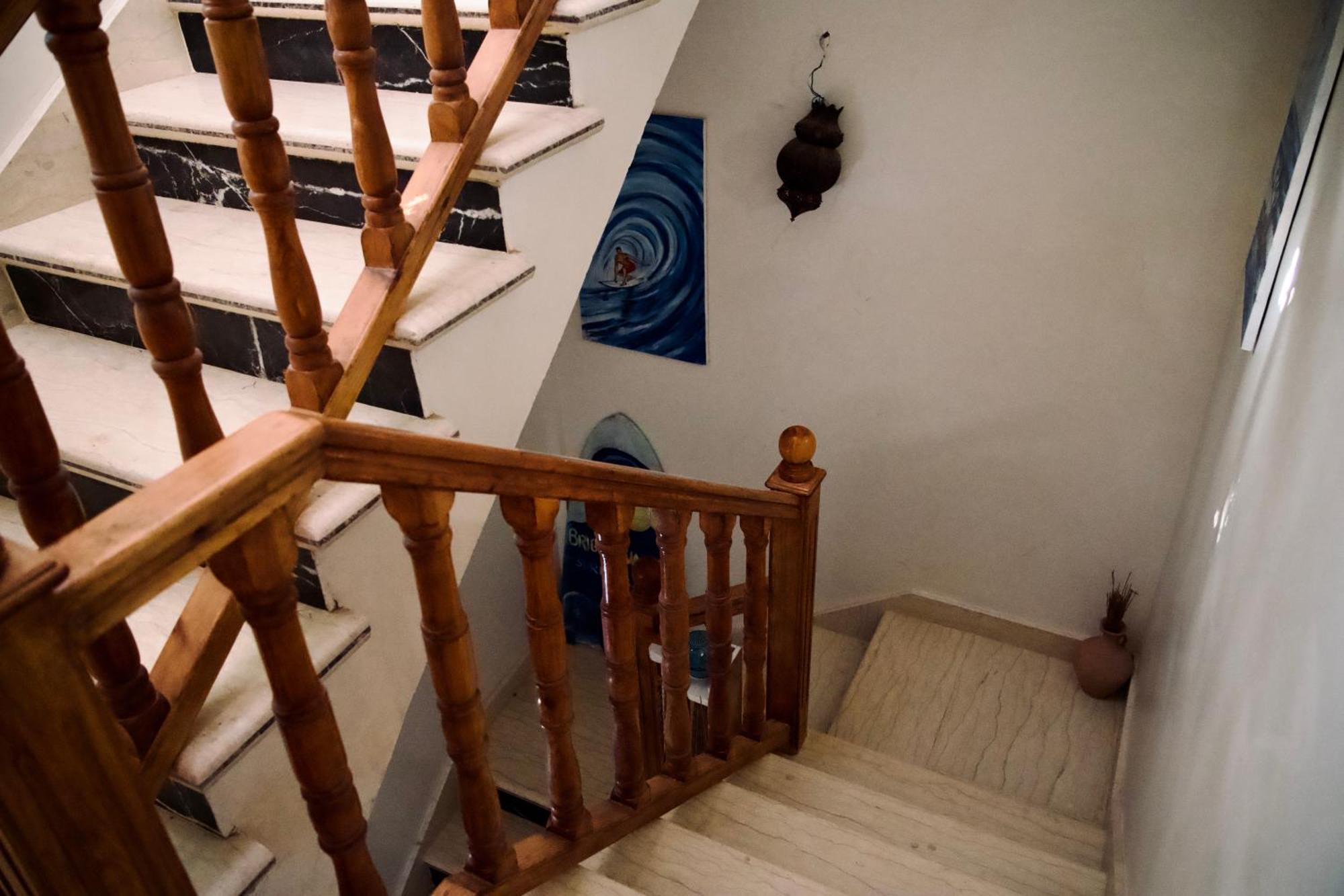Bright Wave Surfhouse Hostel Tamraght ภายนอก รูปภาพ